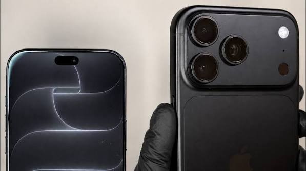 iPhone 18 Pro Max in Black, front and camera view